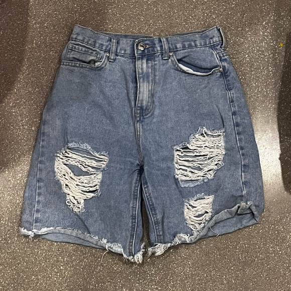 Forever 21 Jean shorts size 25 light blue wash - Picture 1 of 3